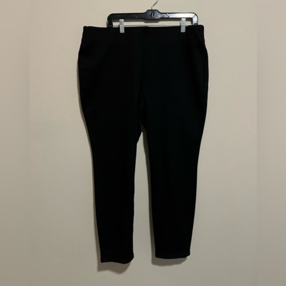 Soft Surroundings PXL Pull On Ultimate Relaxed Straight Denim Jegging